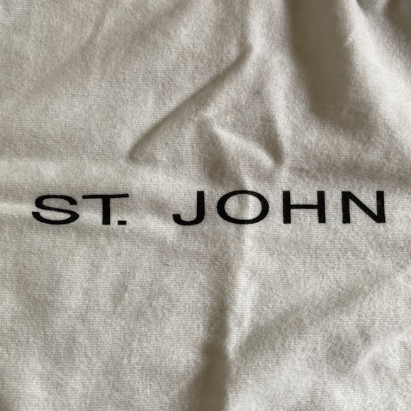 🩷 Authentic St. John Collection Clutch - Picture 5 of 12